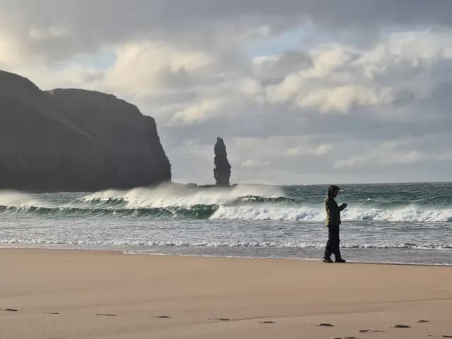 Sandwood Bay surf photo 1